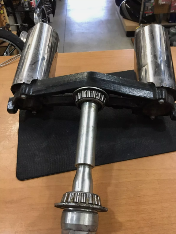 Suspension steering stem w brackets